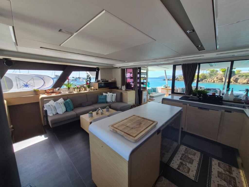 Catamaran 