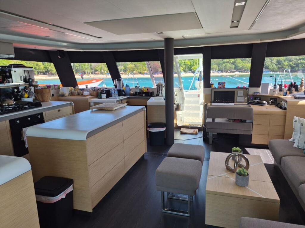Catamaran 
