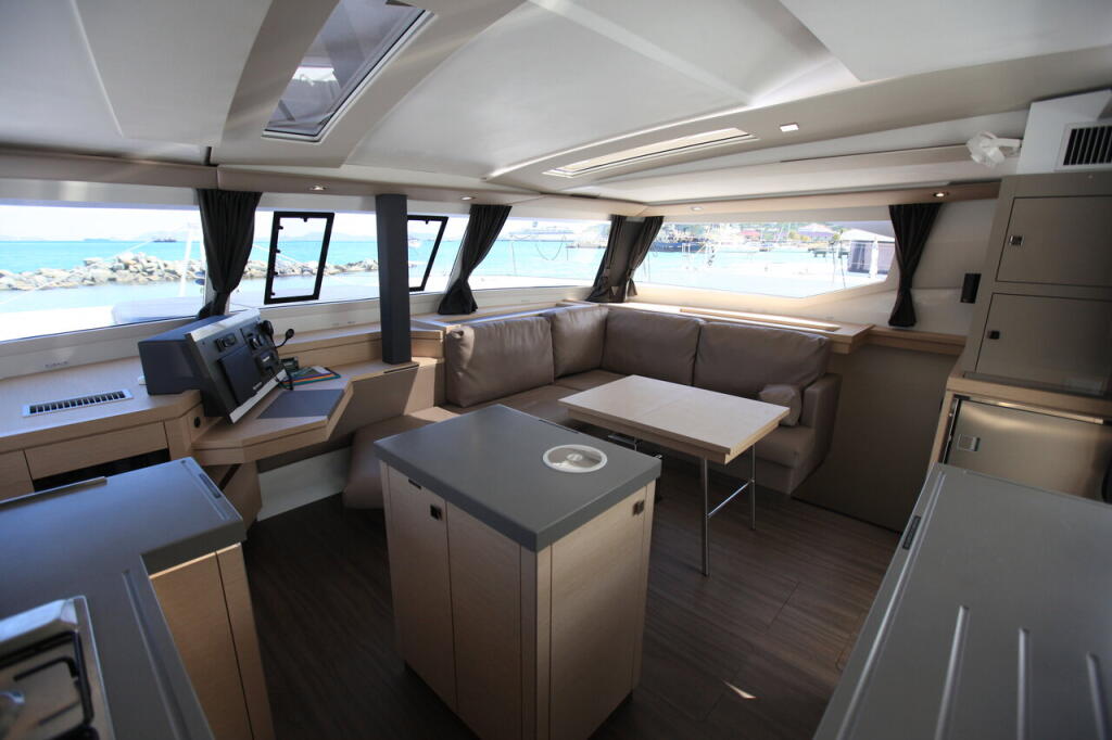 Catamaran 