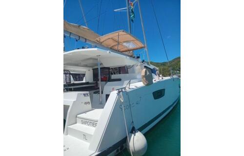 Catamarán 