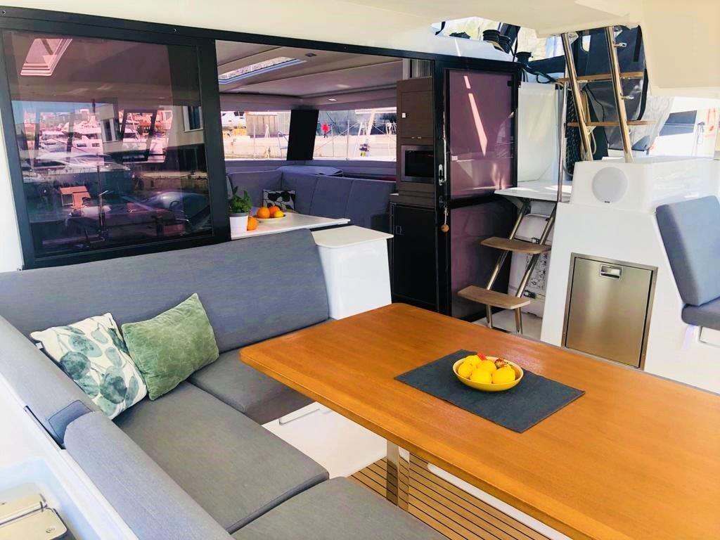 Catamaran 