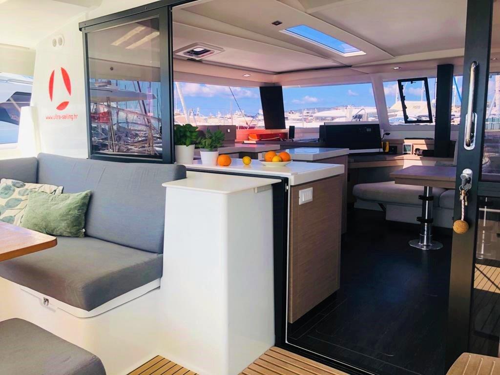 Catamaran 