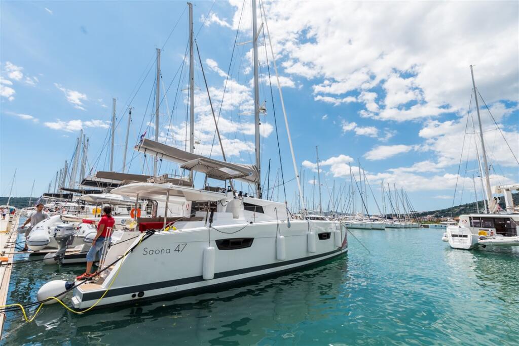 Catamaran 