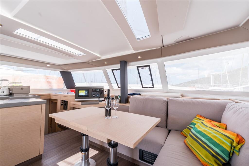 Catamaran 