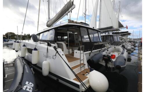 Catamaran 