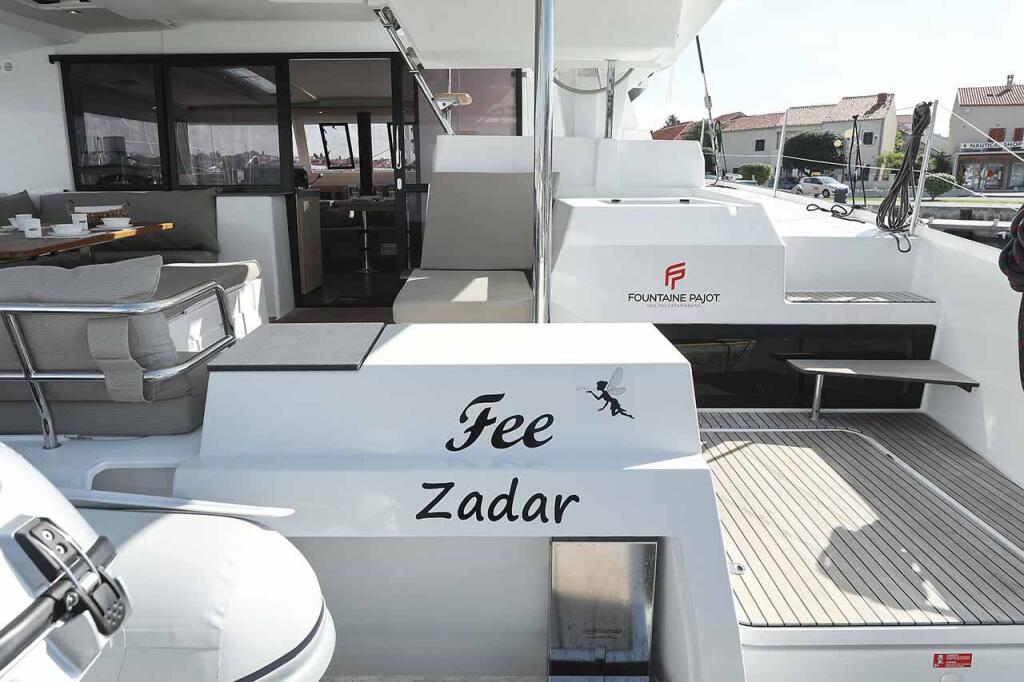 Catamaran 