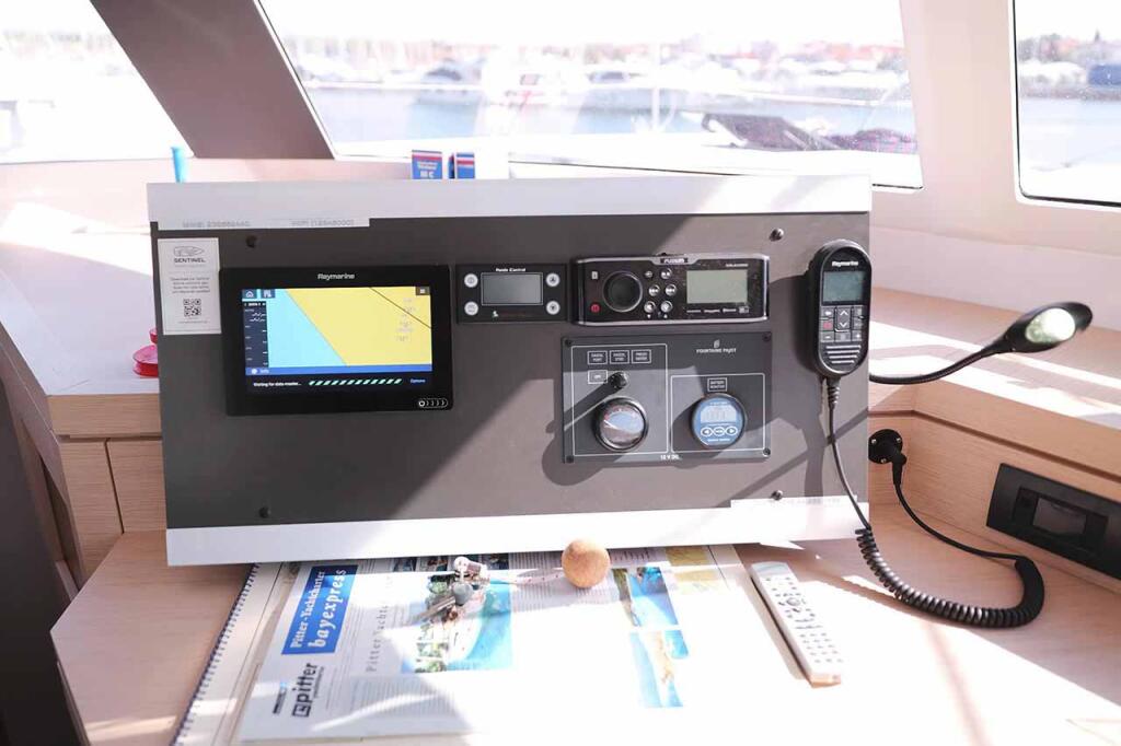 Catamaran 