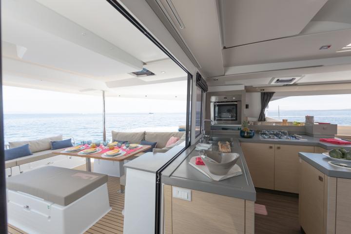 Catamaran 