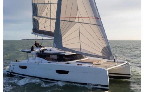 Catamaran 