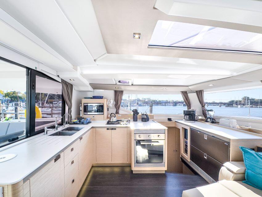 Catamaran 