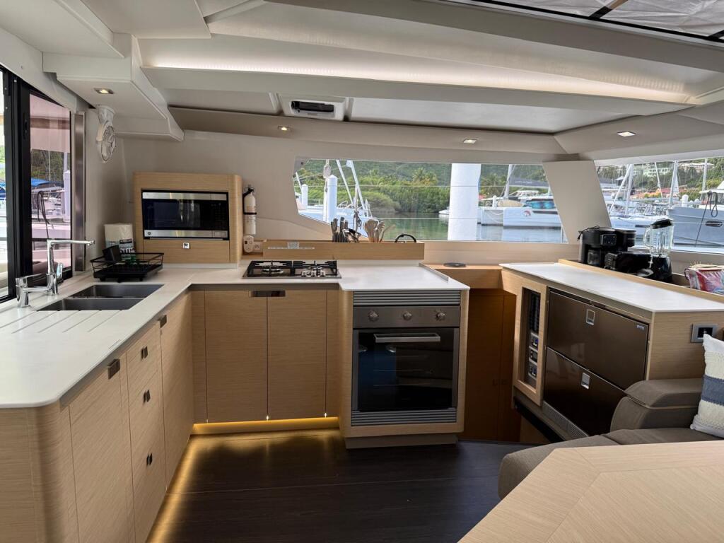 Catamaran 