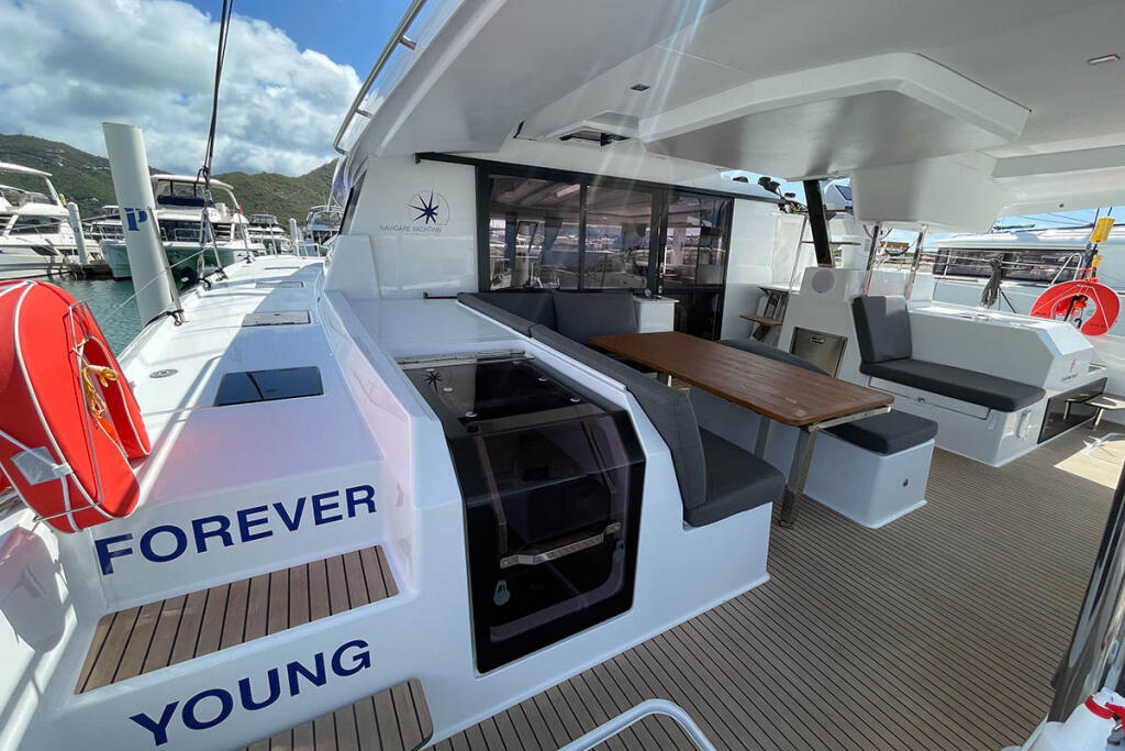 Catamaran 