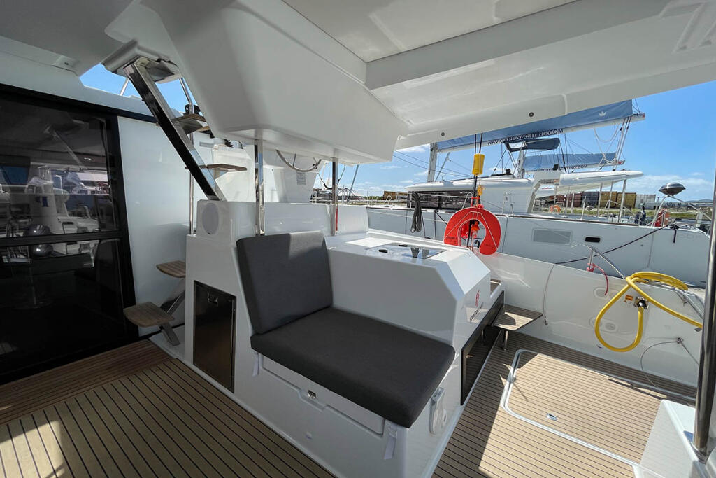 Catamaran 