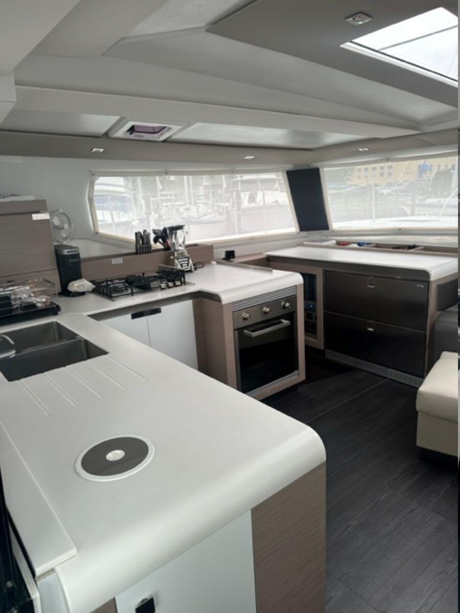 Catamaran 