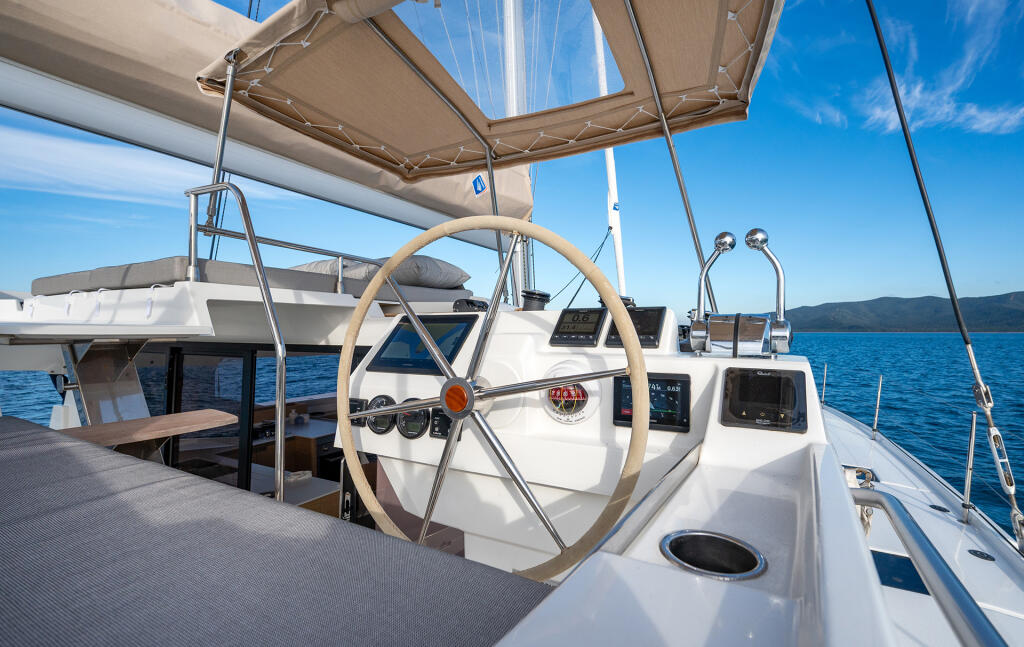Catamaran 