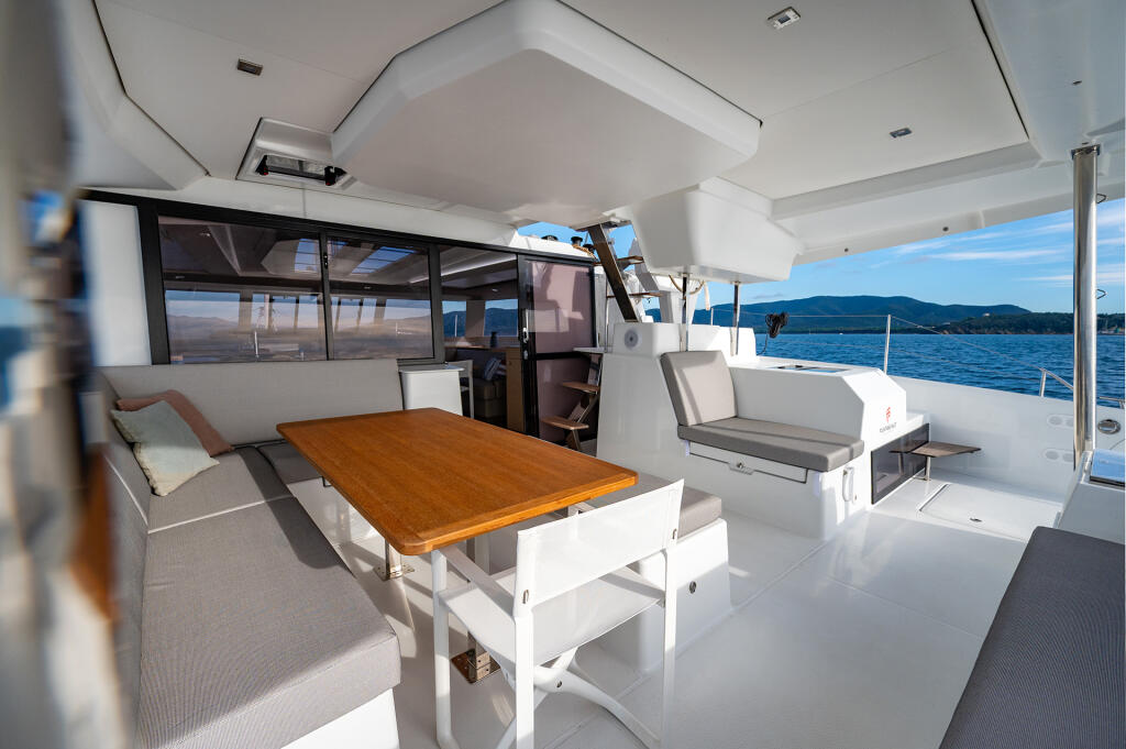 Catamaran 