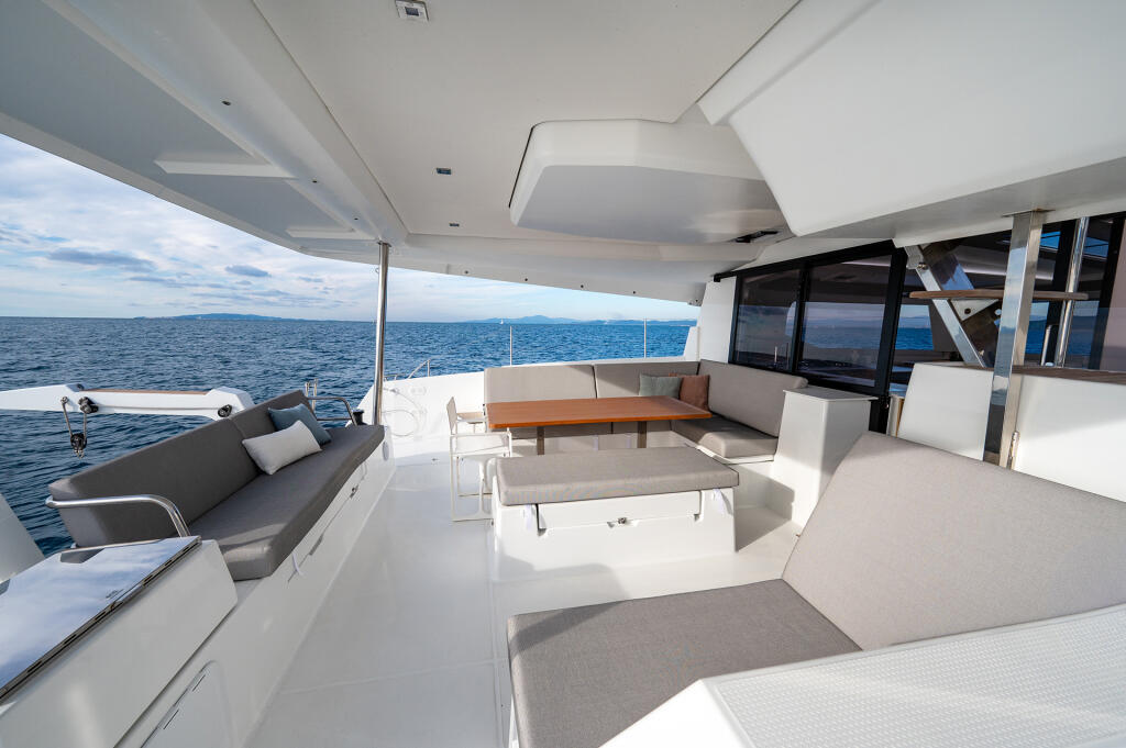 Catamaran 