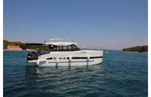 Motoryacht 