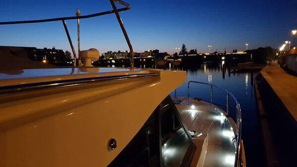 Motoryacht 