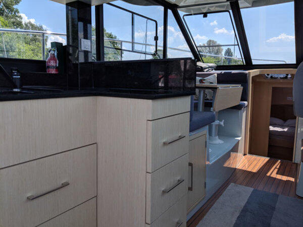 Motoryacht 