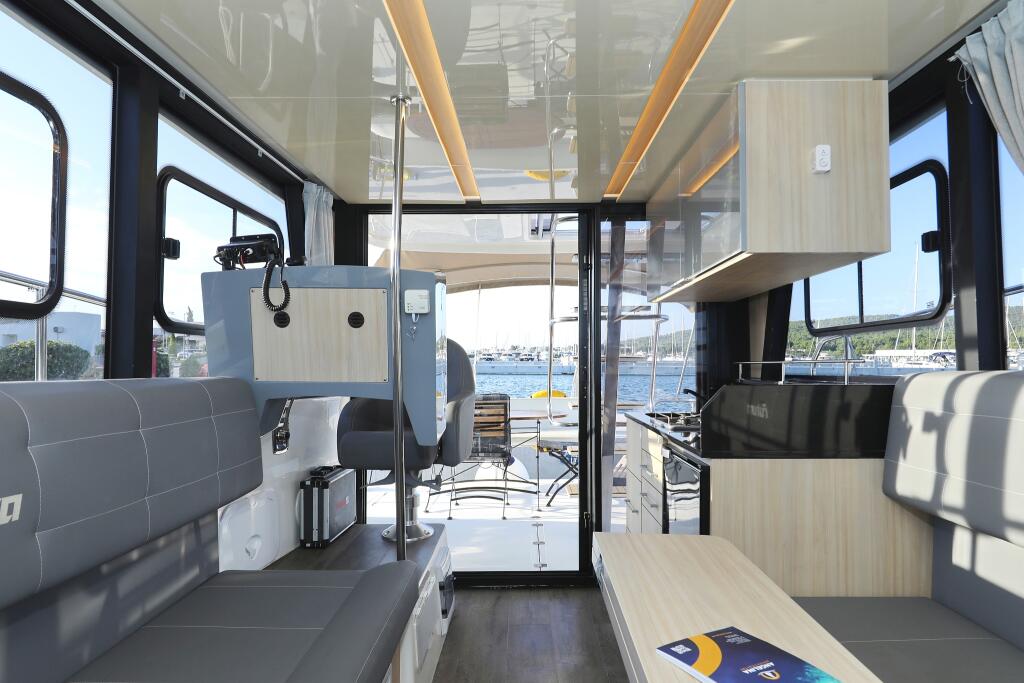 Motoryacht 