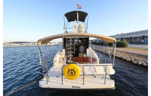 Motoryacht 