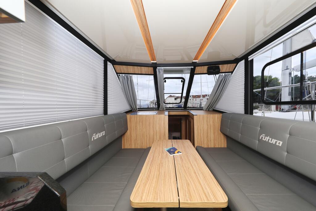 Motoryacht 