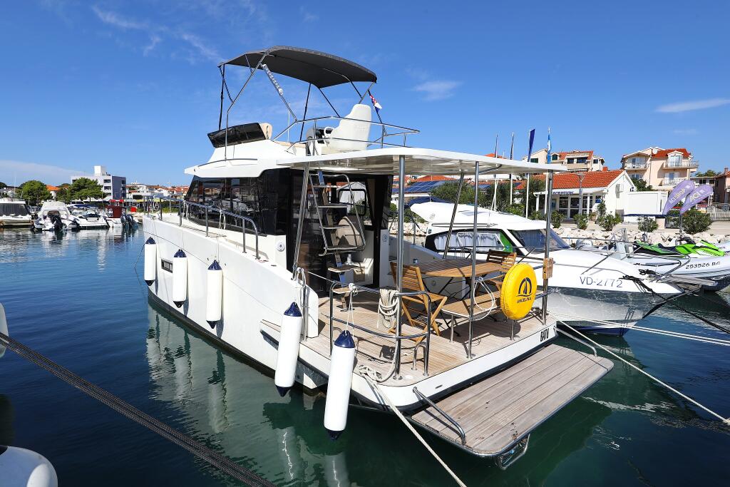 Motoryacht 