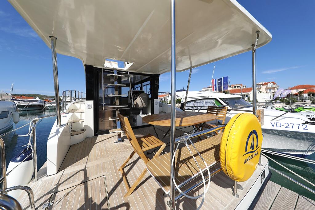 Motoryacht 