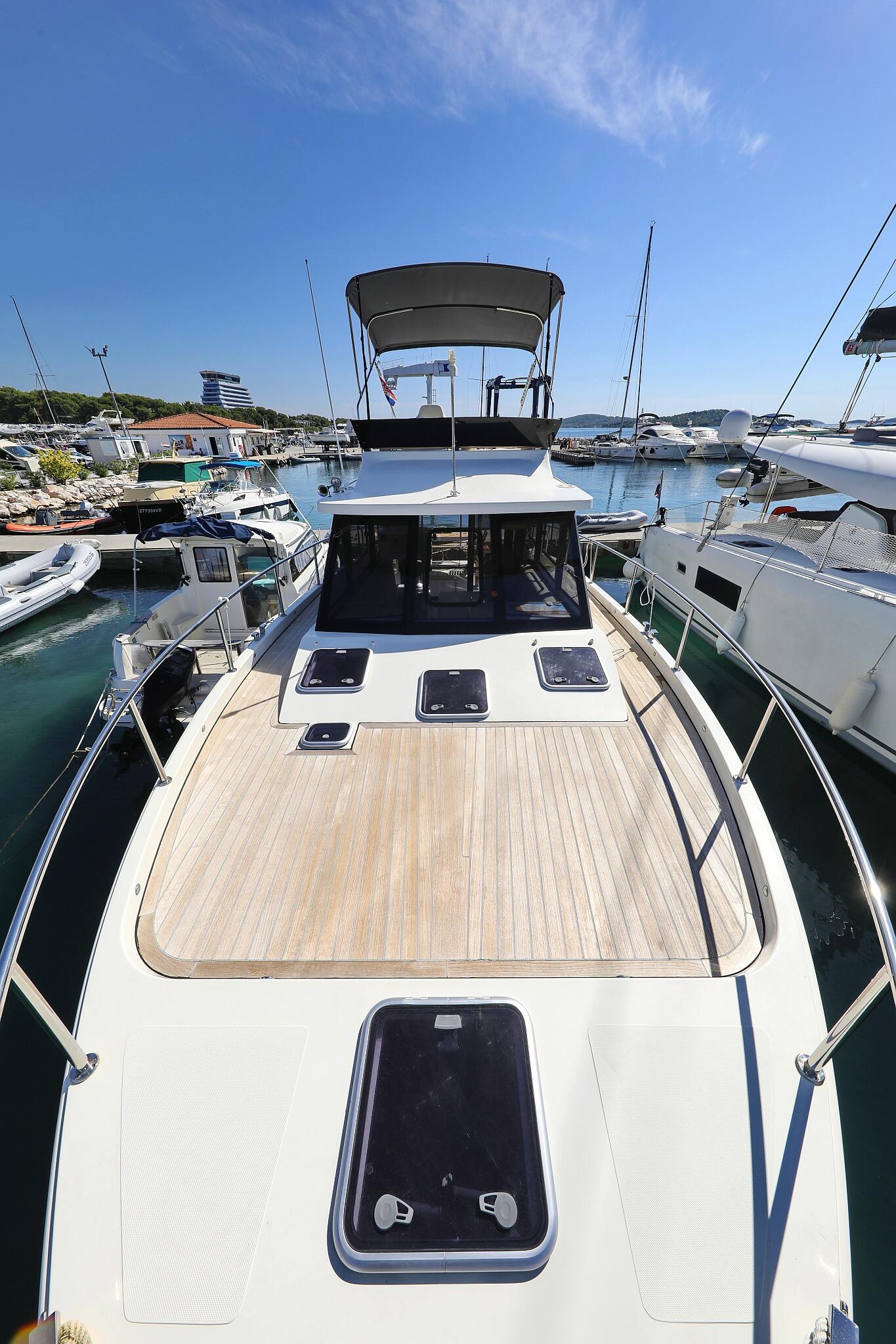 Motoryacht 