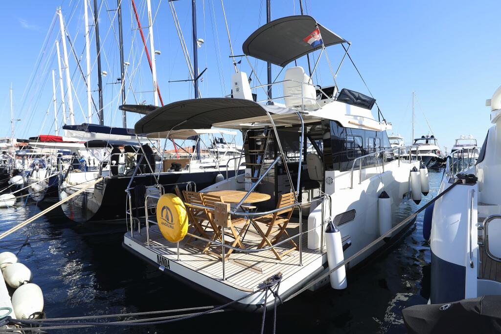 Motoryacht 