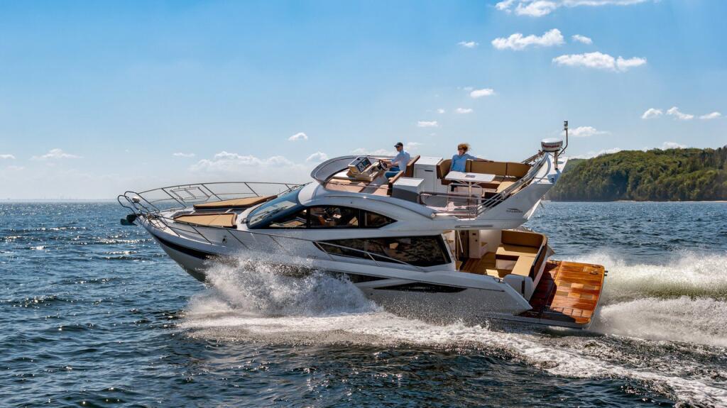 Motoryacht 