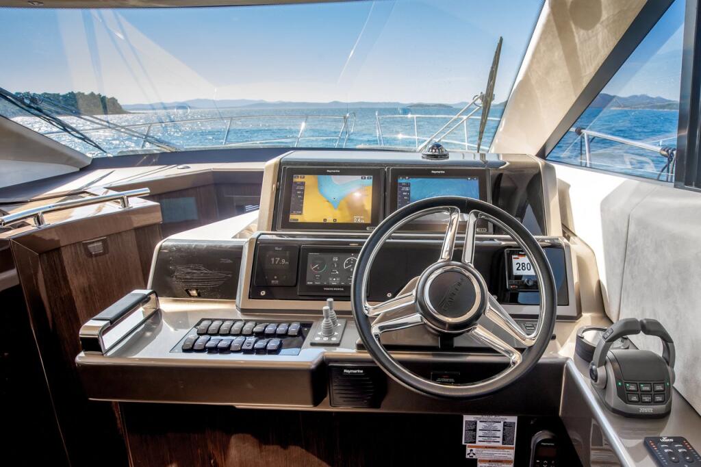 Motoryacht 