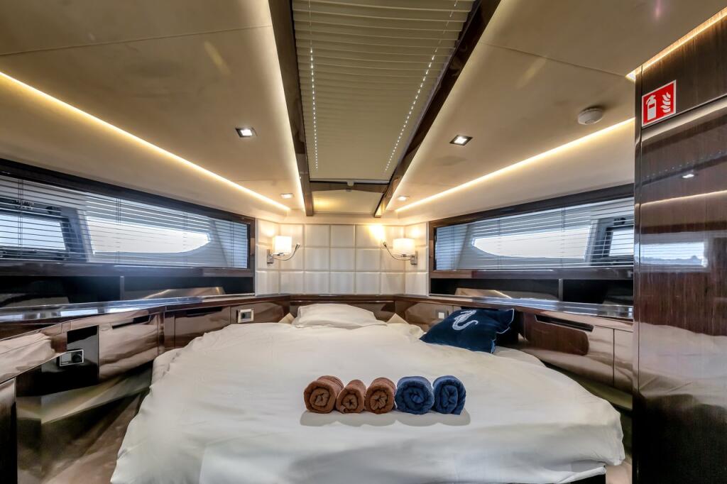 Motoryacht 