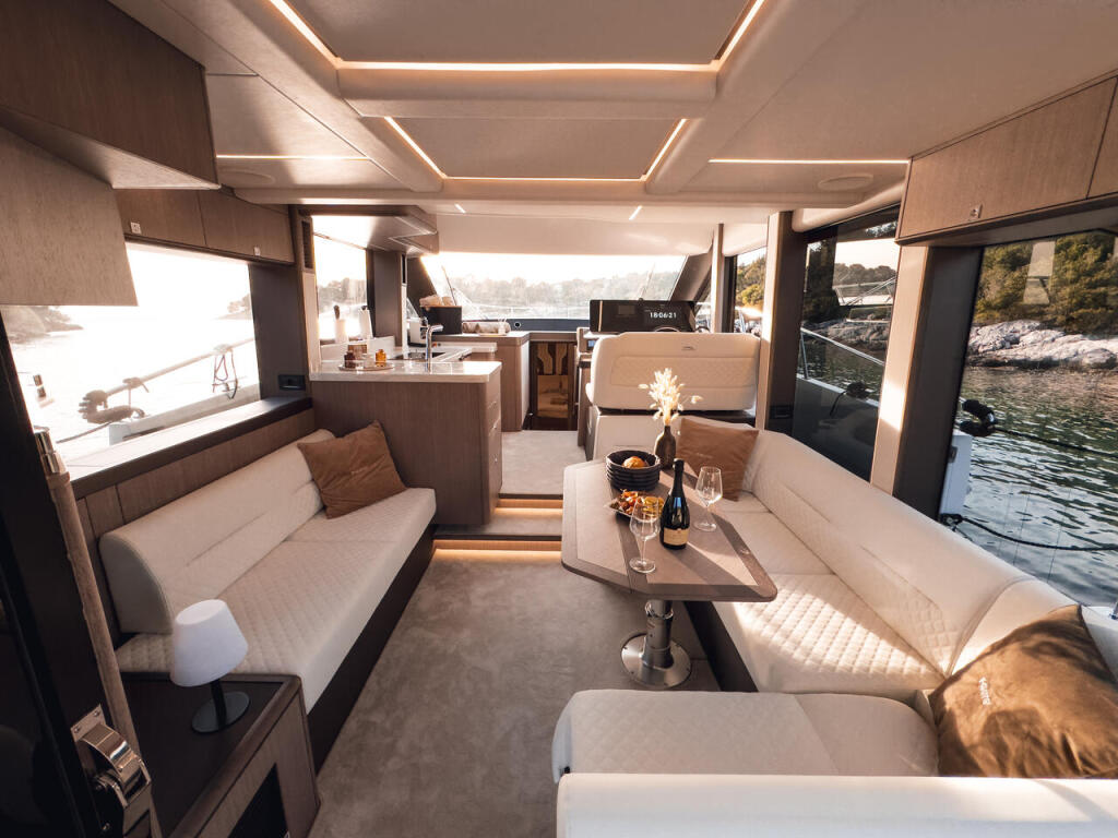 Motoryacht 