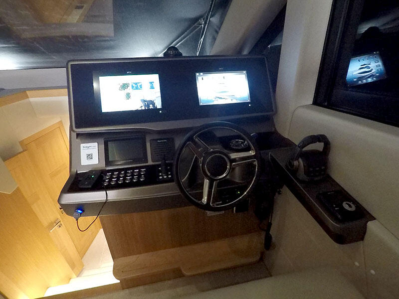 Motoryacht 