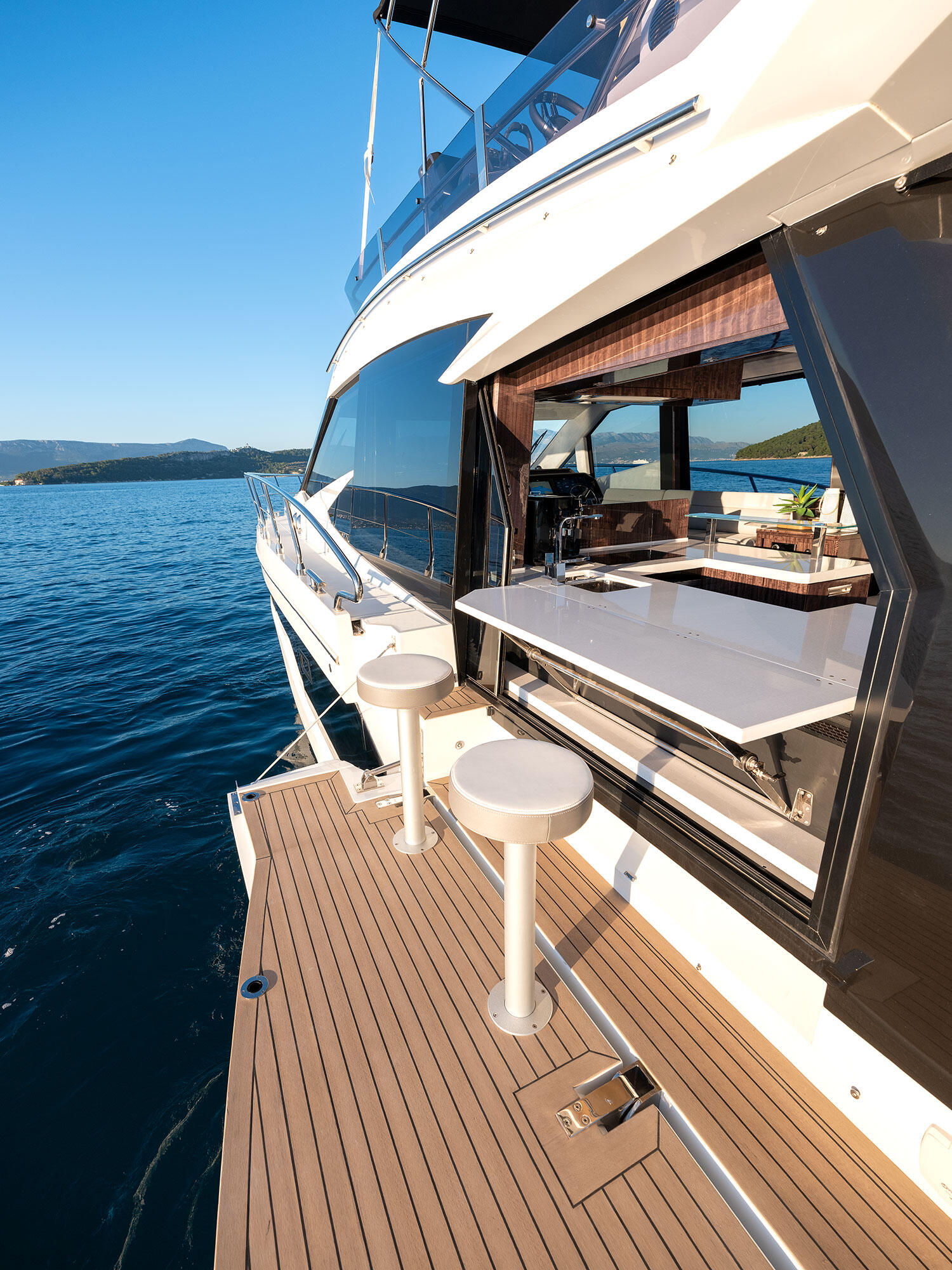 Motoryacht 