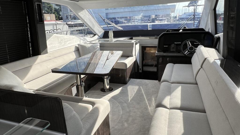 Motoryacht 