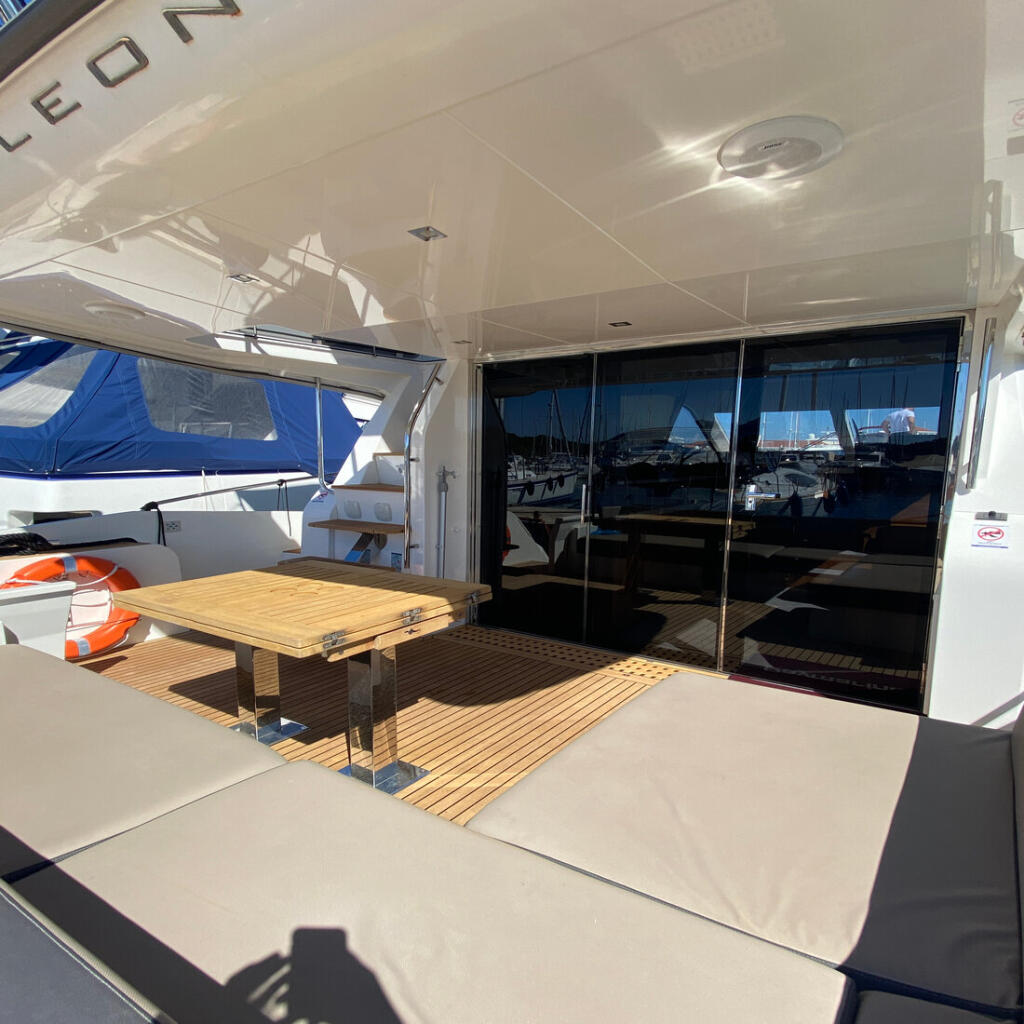 Motoryacht 