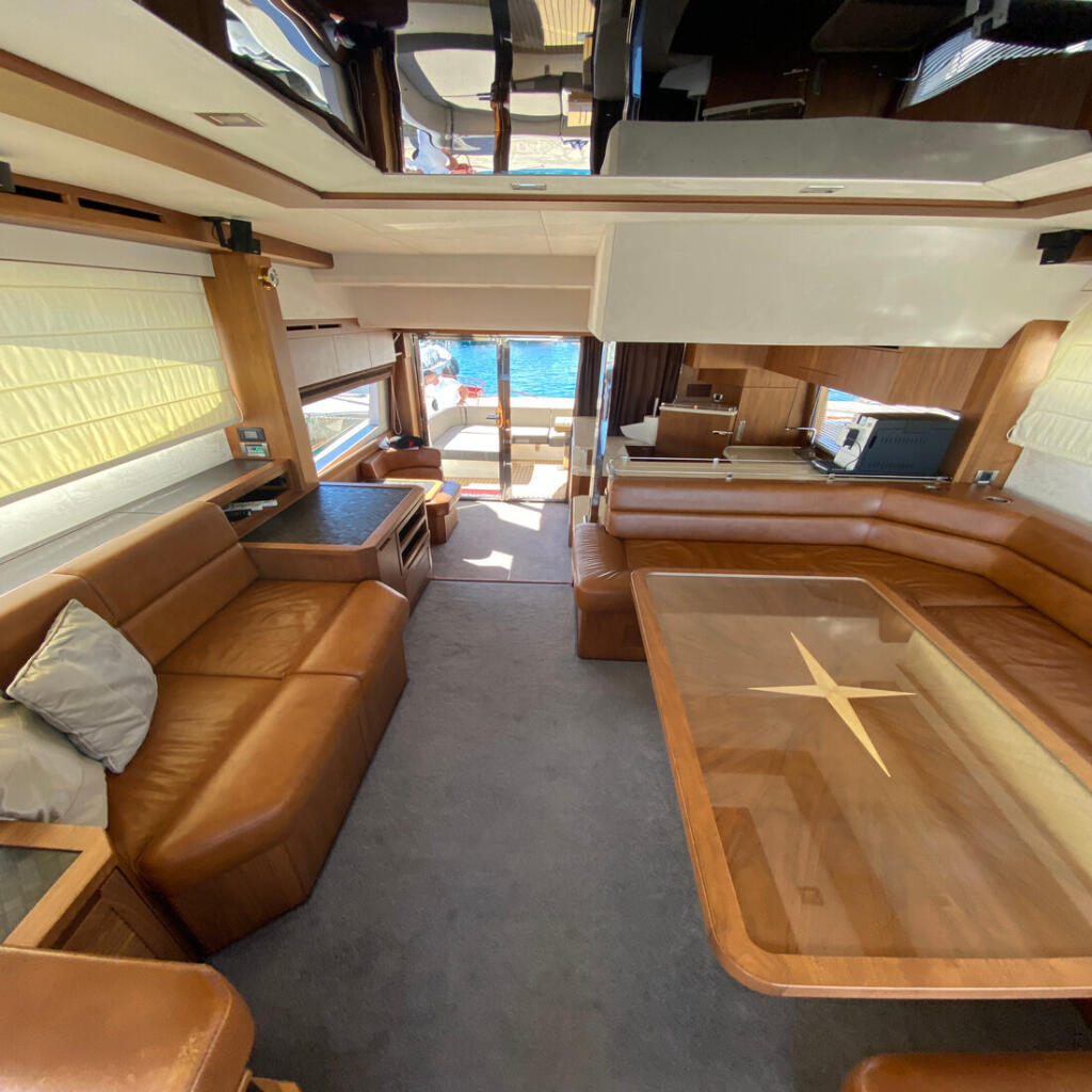 Motoryacht 