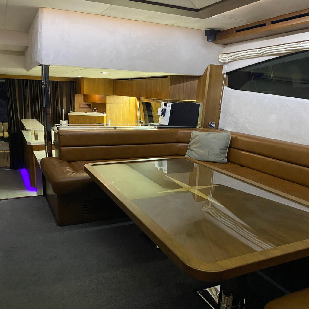 Motoryacht 