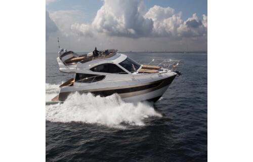 Motoryacht 