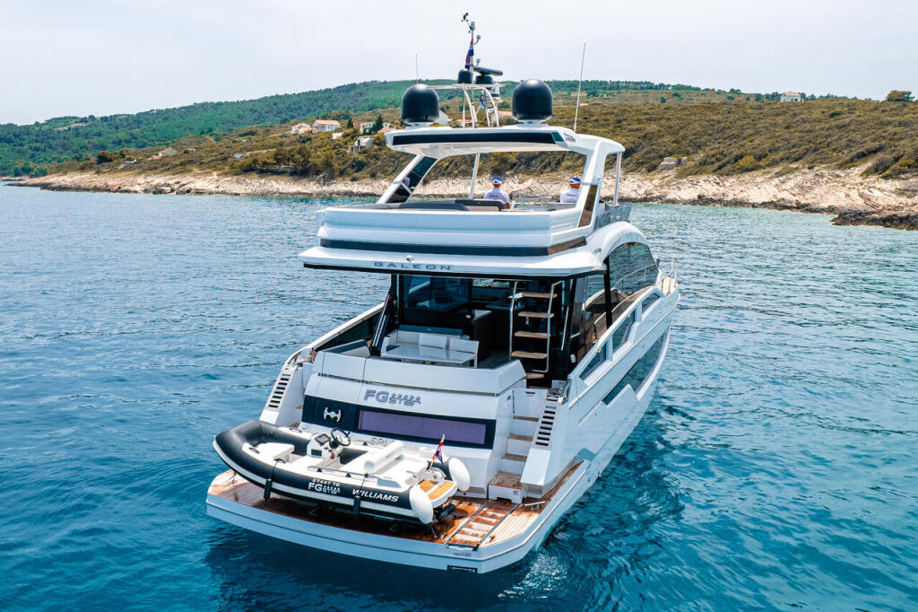 Motoryacht 