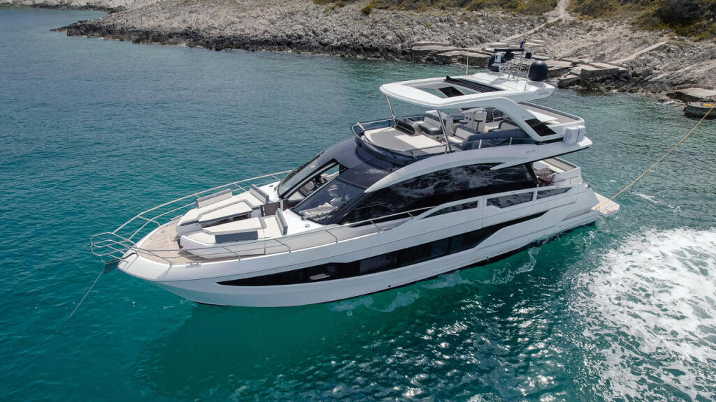 Motoryacht 