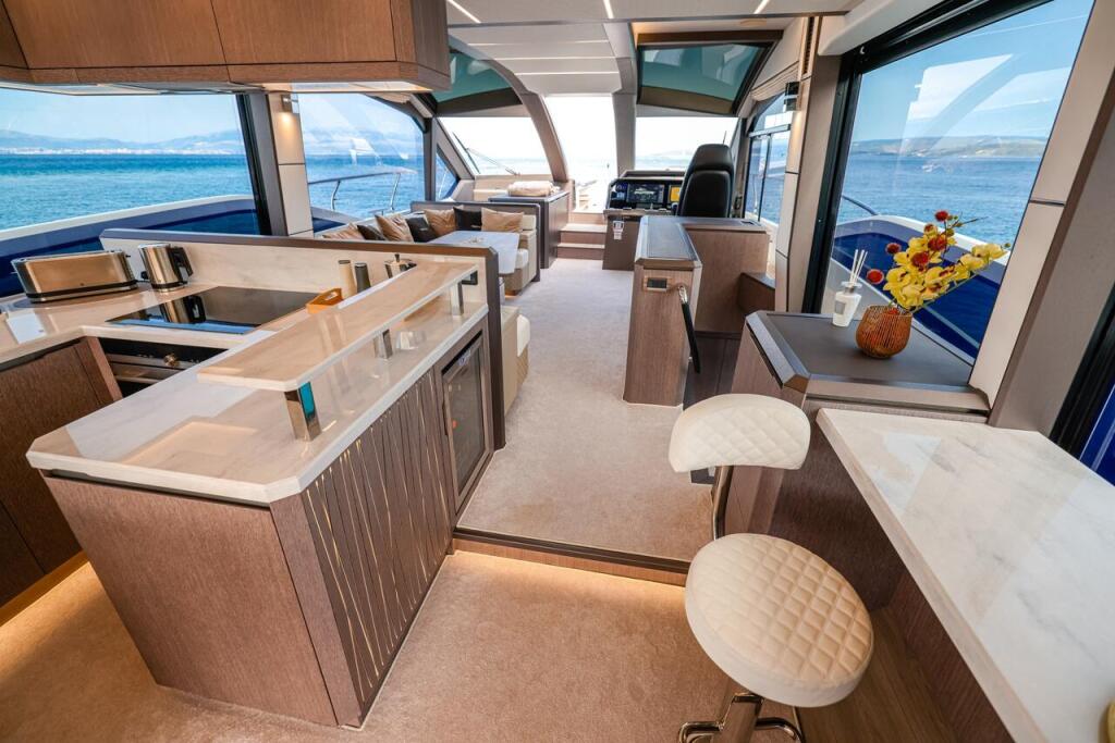 Motoryacht 