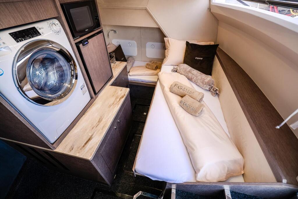 Motoryacht 