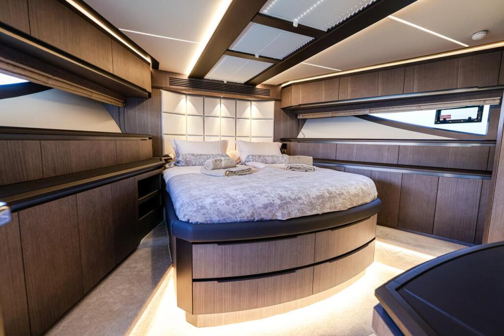 Motoryacht 
