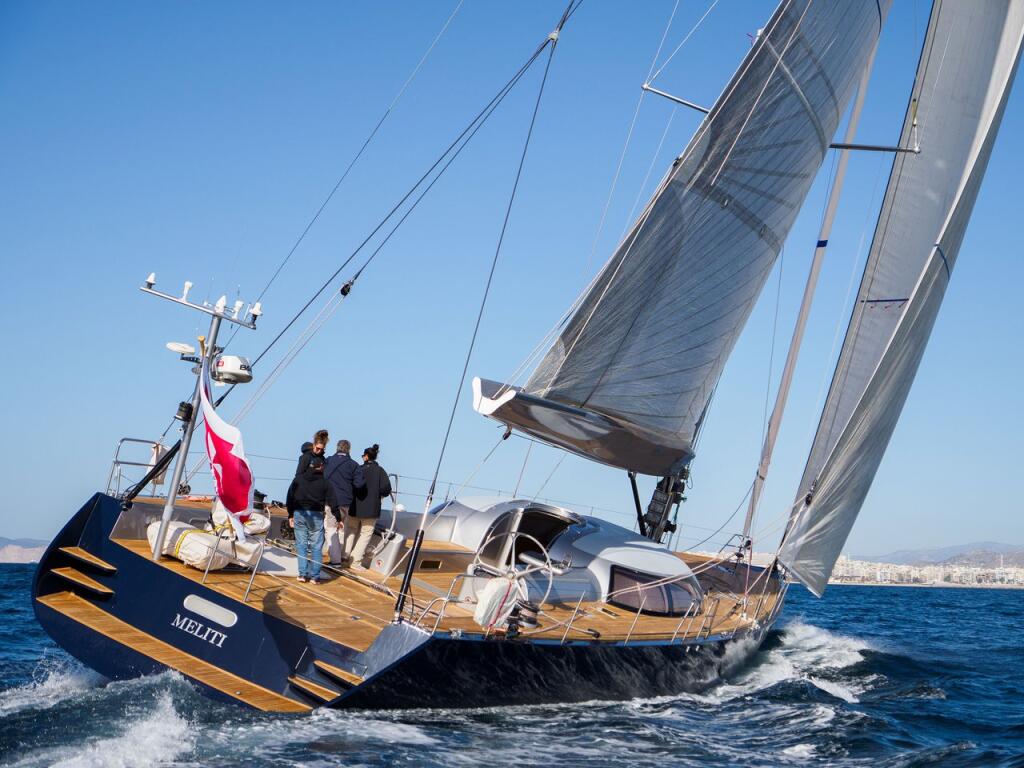 Luxus-Segelyacht 