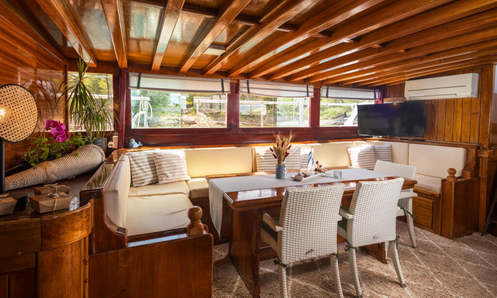 Gulet & Motor Sailer 