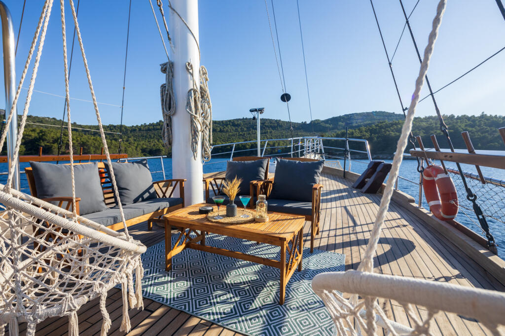 Gulet & Motor Sailer 